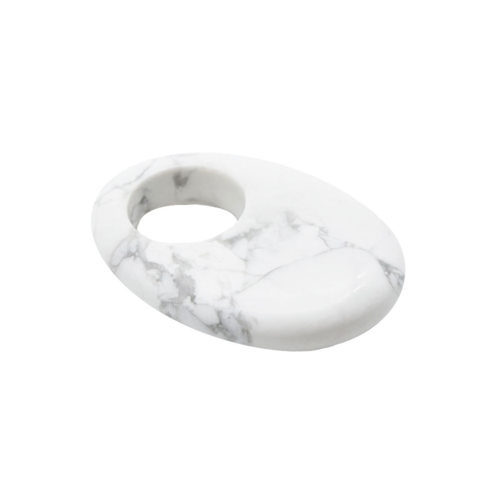 pendentif pi chinois ou donut howlite oval
