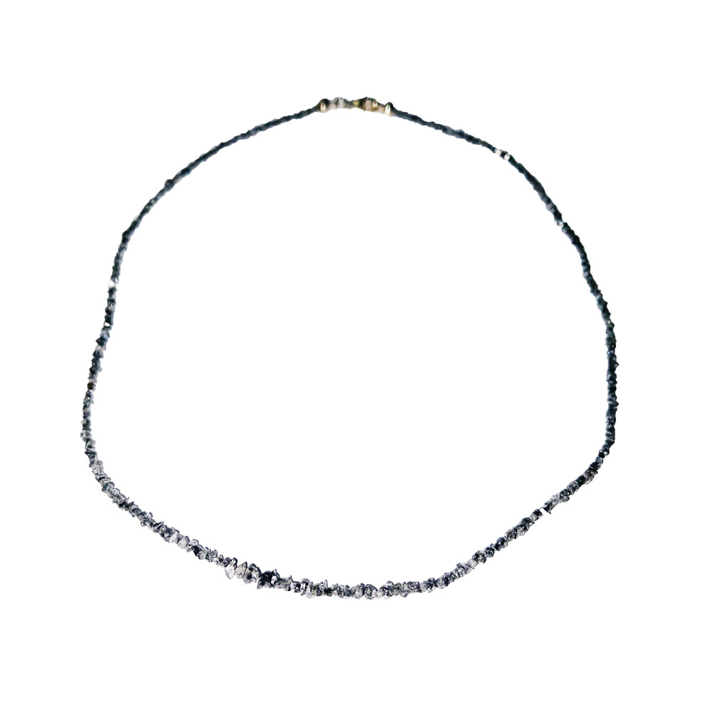 collier-diamant-gris-baroque-40cm-02