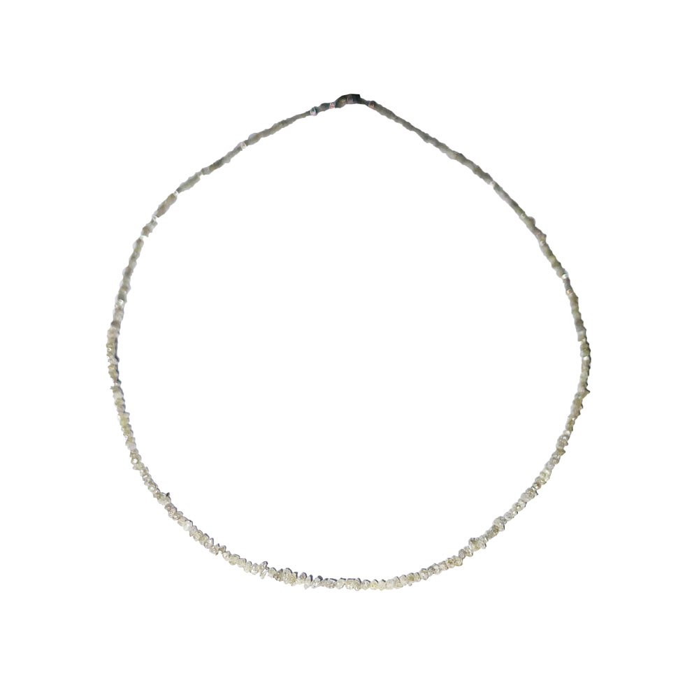 collier-diamant-gris-champagne-baroque-40cm-02