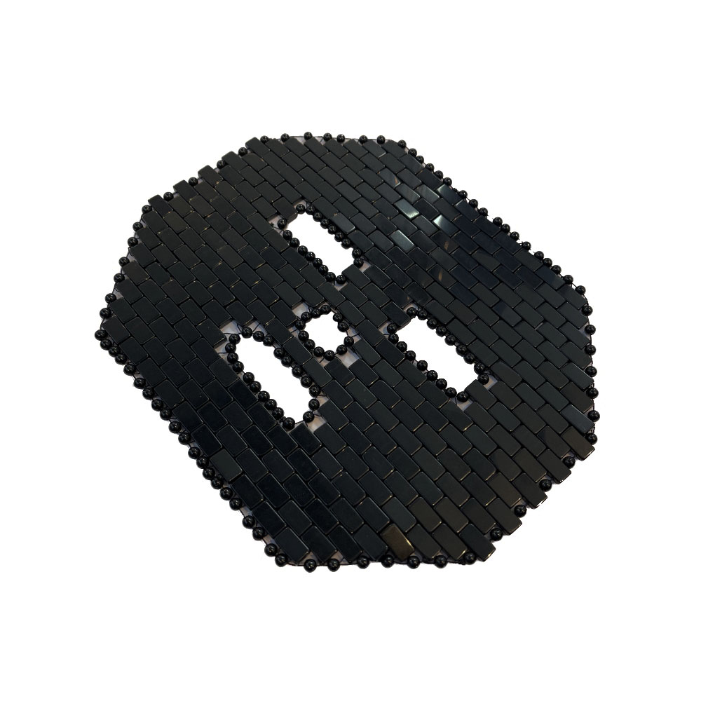 masque-visage-obsidienne-noire-02