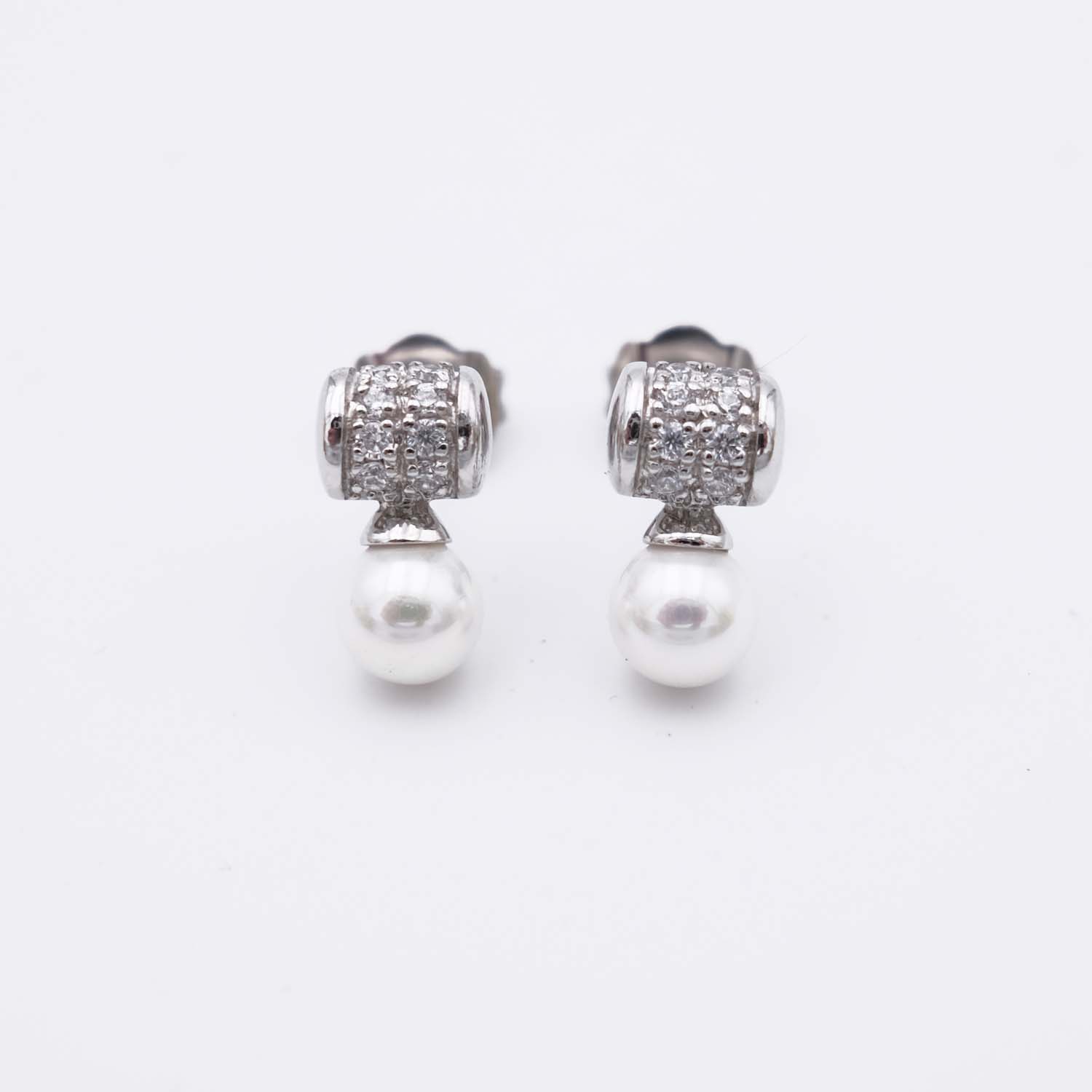 Boucles d'Oreilles en Perles de Majorque - 8 x 18 mm - Image 3