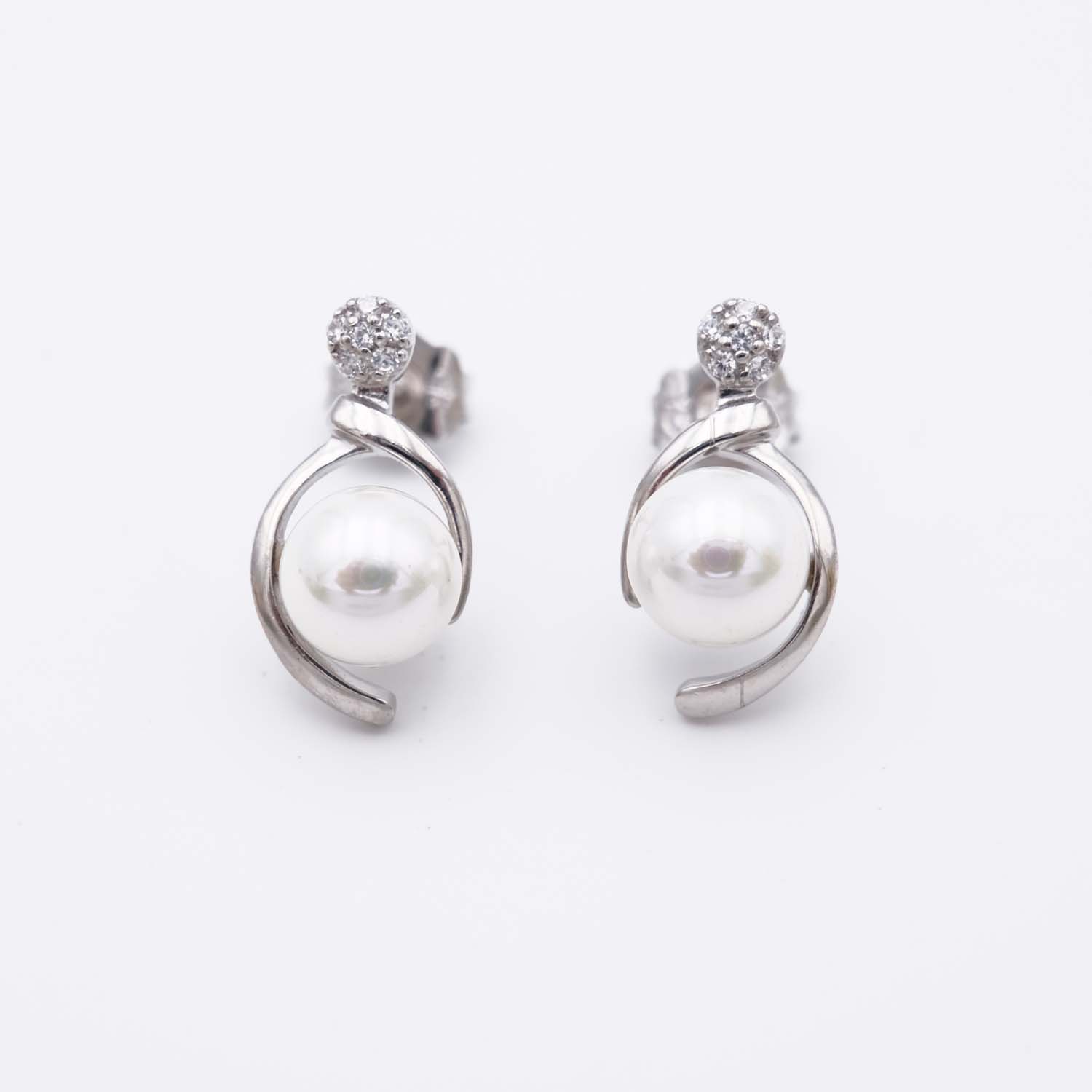 Boucles d'Oreilles en Perles de Majorque - 8 mm - Long. 19 mm - Image 2