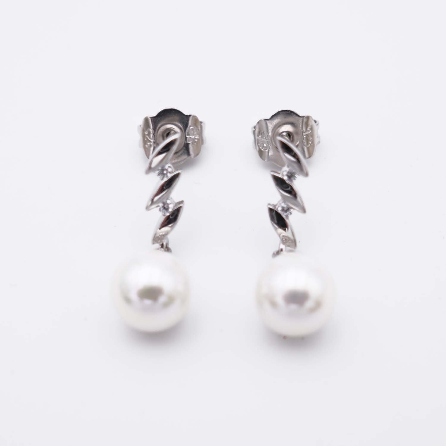 Boucles d'Oreilles en Perles de Majorque - 8 mm - Long. 24 mm - Image 5