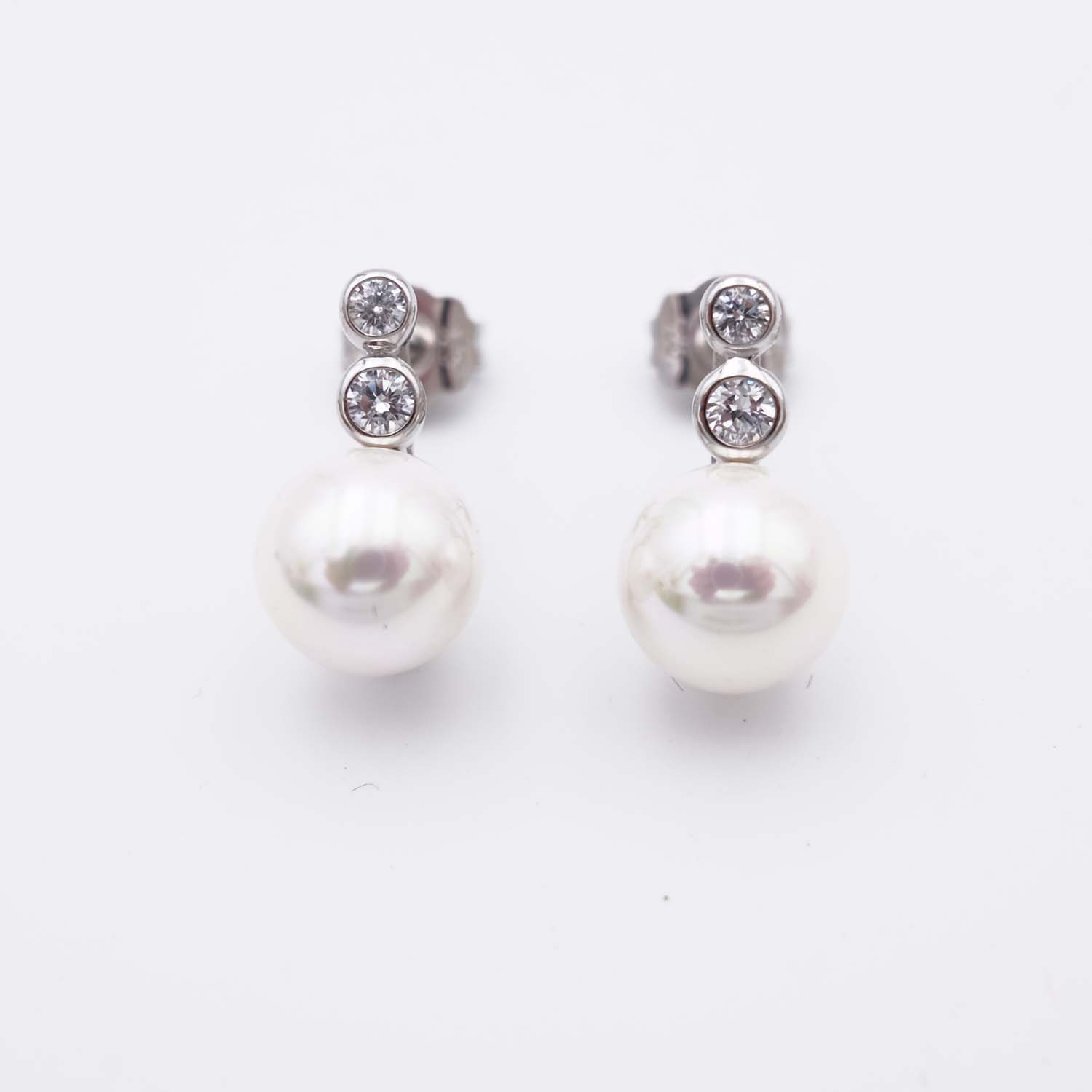 Boucles d'Oreilles en Perles de Majorque - 10 mm - Long. 18 mm - Image 5
