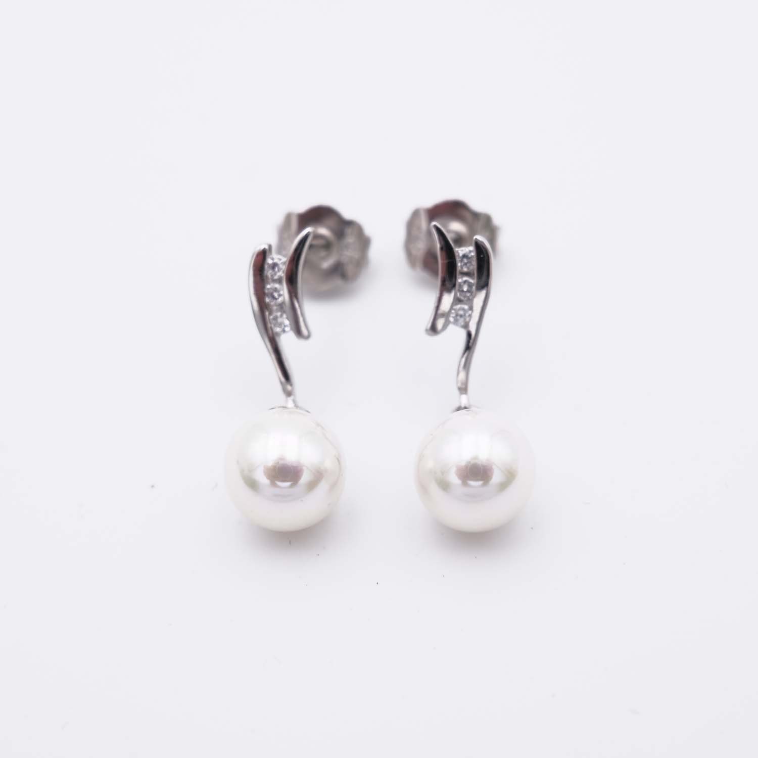 Boucles d'Oreilles en Perles de Majorque - 8 mm - Long. 24 mm - Image 2
