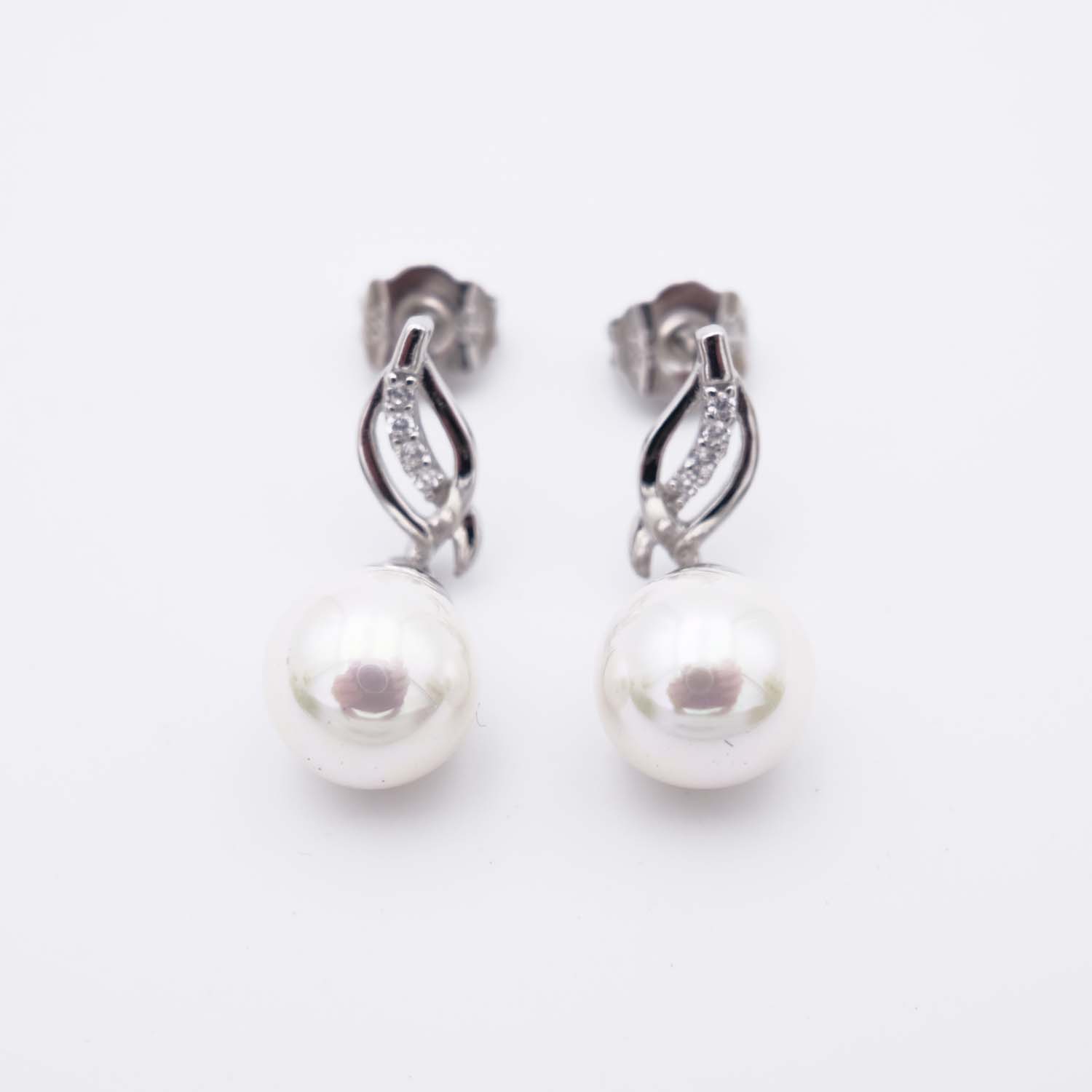 Boucles d'Oreilles en Perles de Majorque - 10 mm - Long. 26 mm - Image 5