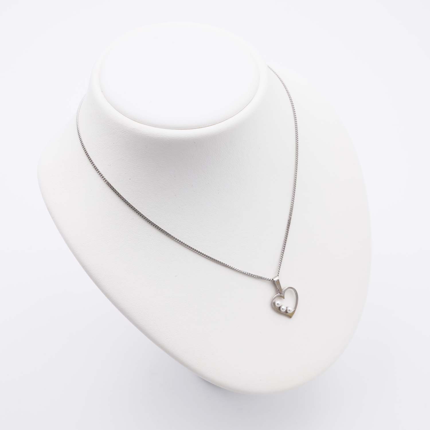 Pendentif en Perles de Majorque et Chaîne - 14 x 19 mm - Image 7