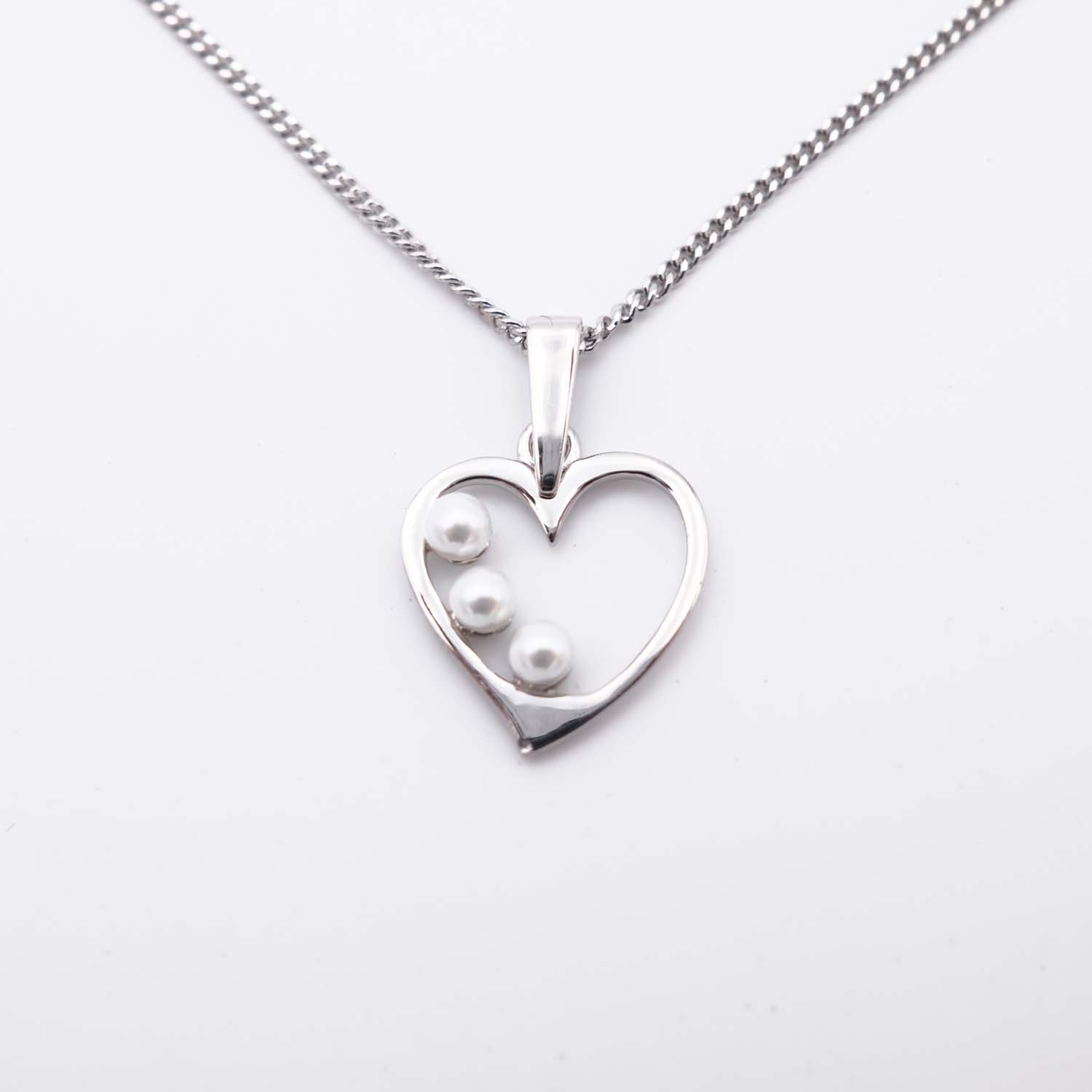 Pendentif en Perles de Majorque et Chaîne - 14 x 19 mm - Image 3