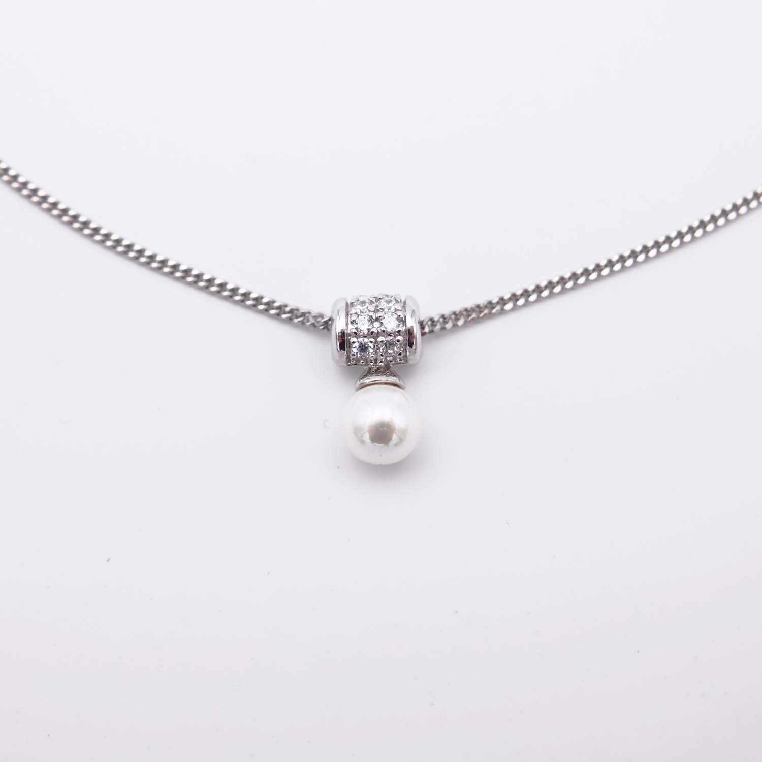 Pendentif en Perles de Majorque et Chaîne - 6 x 16 mm - Image 6